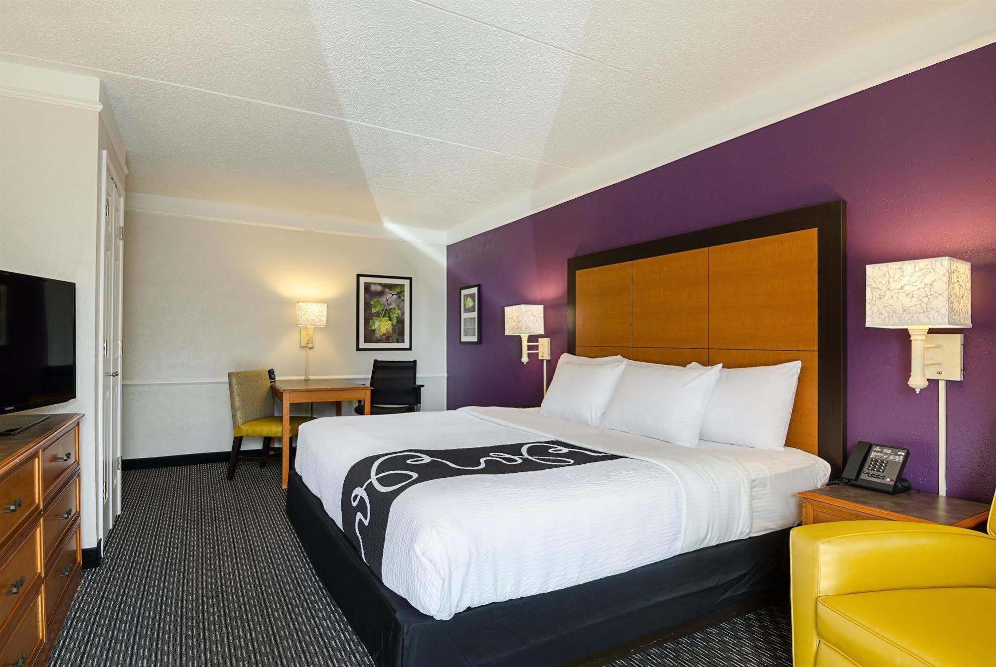 La Quinta Inn By Wyndham Midland Esterno foto