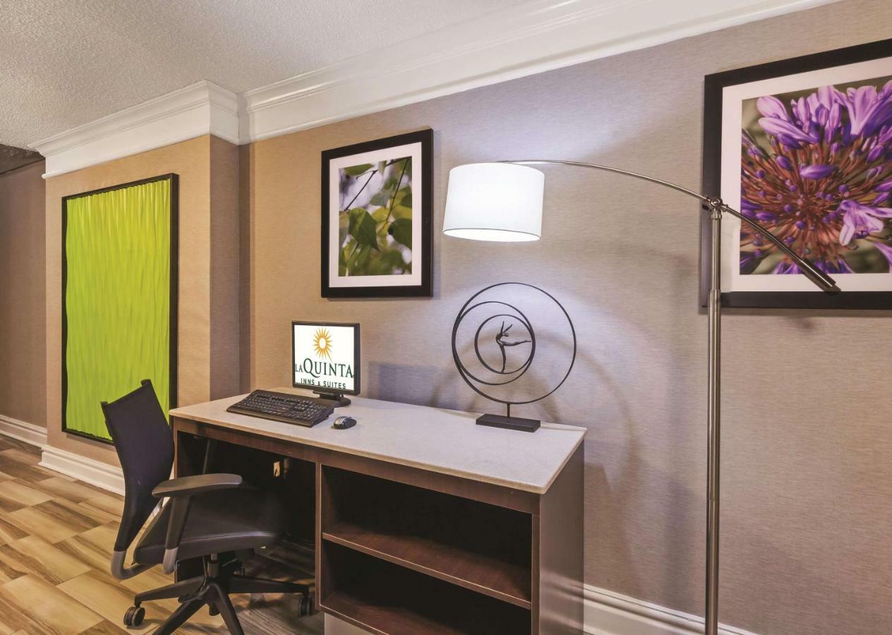 La Quinta Inn By Wyndham Midland Esterno foto