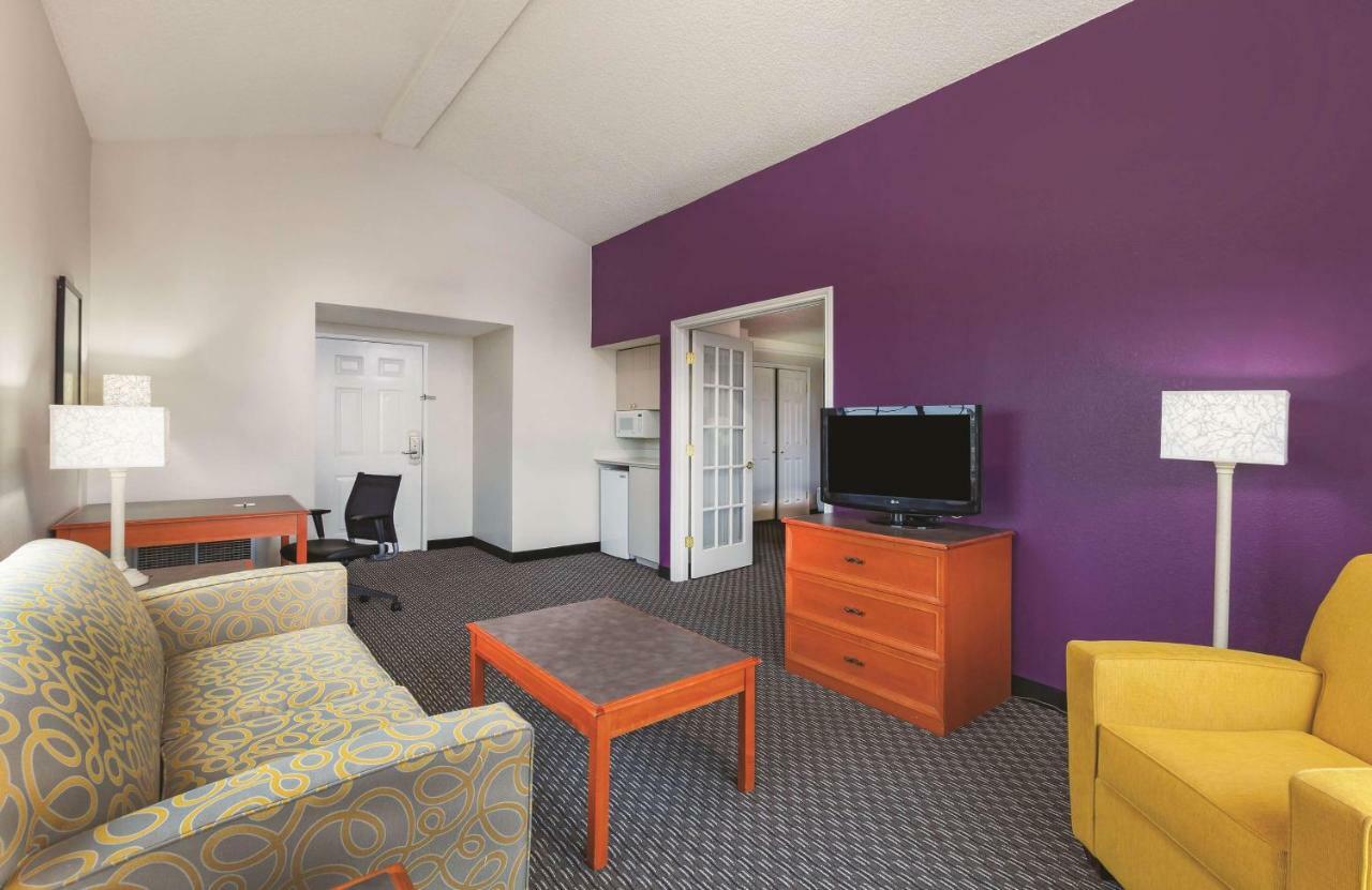 La Quinta Inn By Wyndham Midland Esterno foto